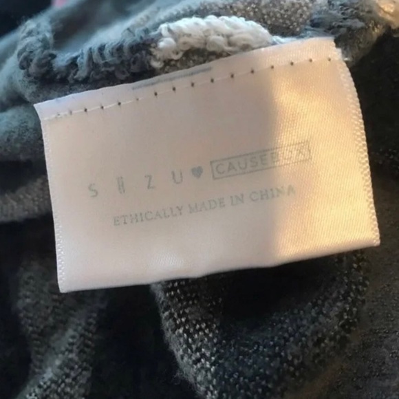 Siizu Multicolor Poncho - Picture 3 of 7